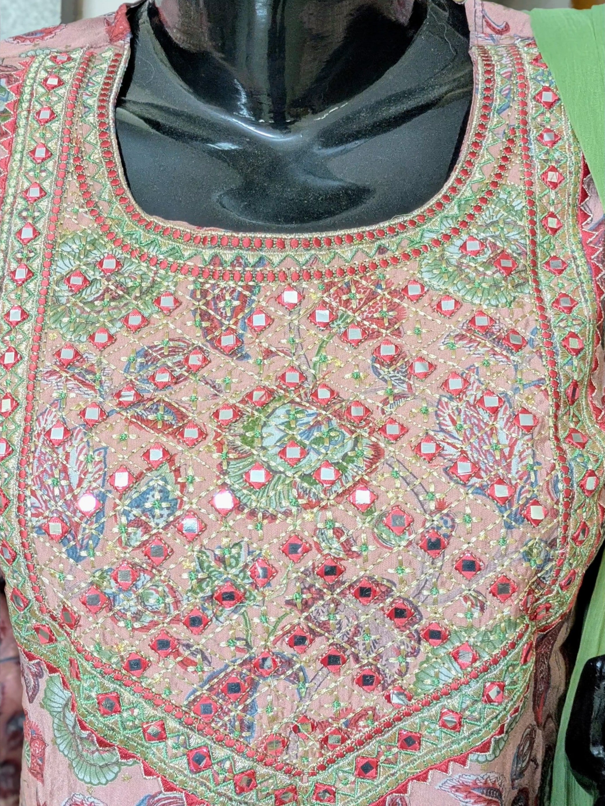 Exquisite Hand-Embroidered Suit Set (Gotta work).